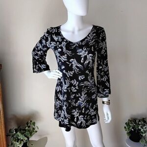 Chic Long Sleeve Black and Silver Dress